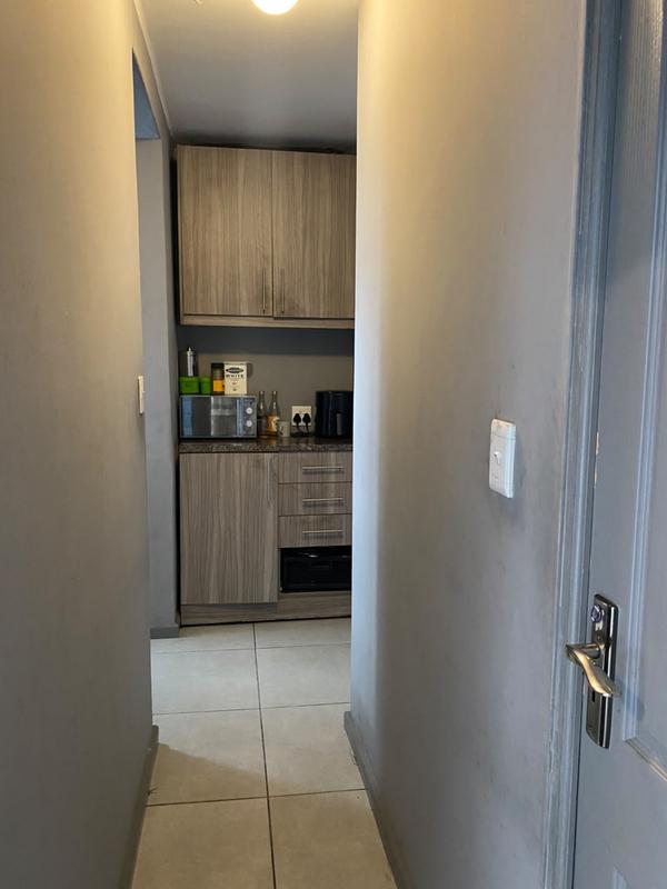 2 Bedroom Property for Sale in Zonnebloem Western Cape